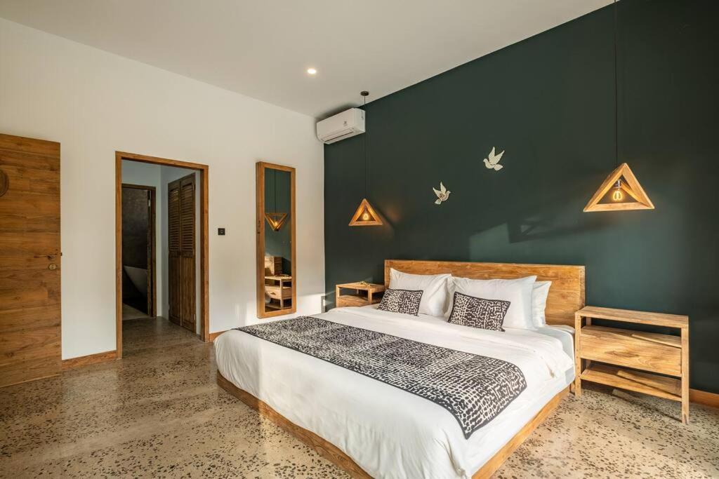 Designer New 3Bdr - Lush Garden+Pool Villa Gili Trawangan Exterior photo